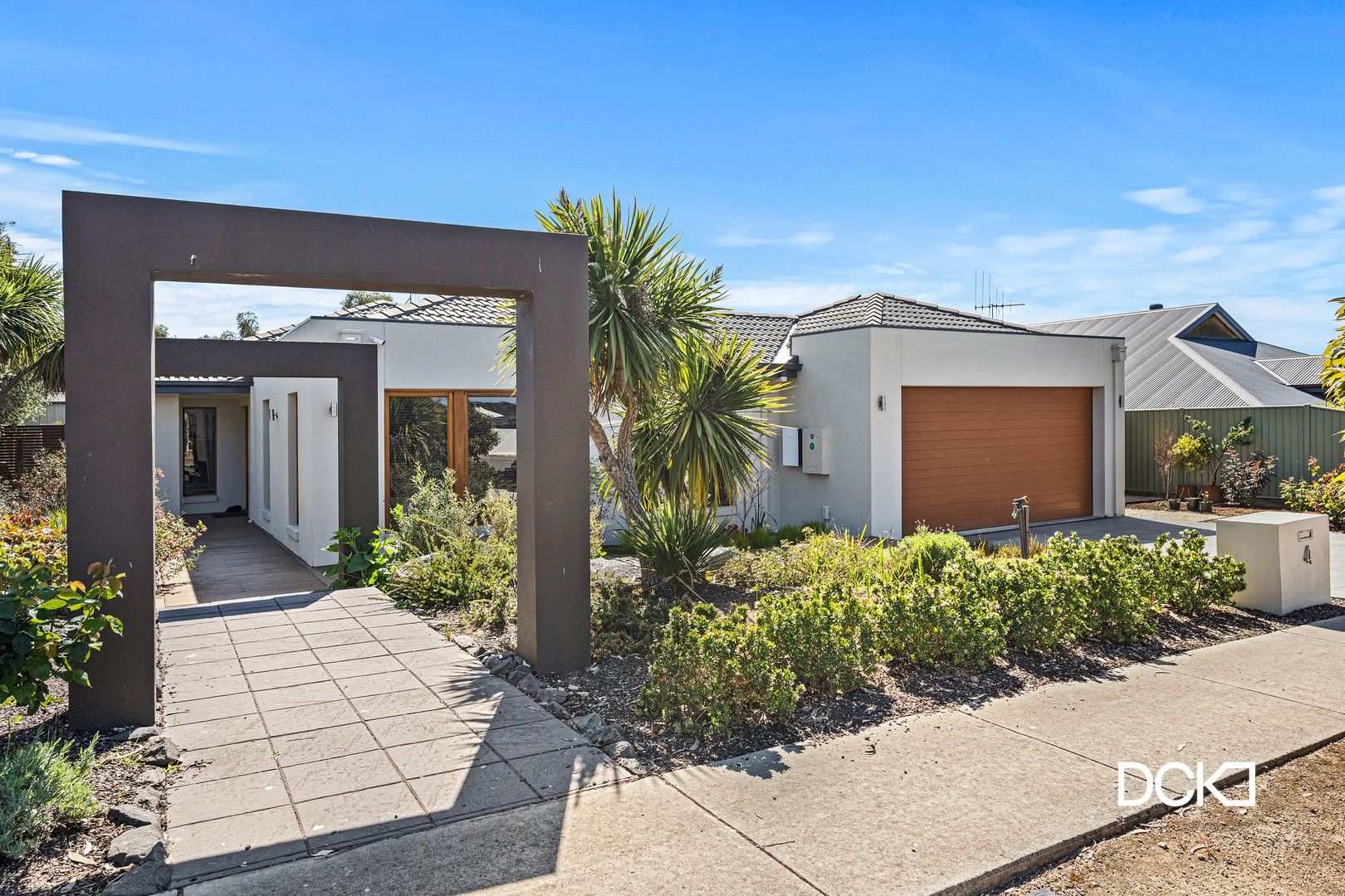 4 Stirling Avenue, Junortoun VIC 3551, Image 0