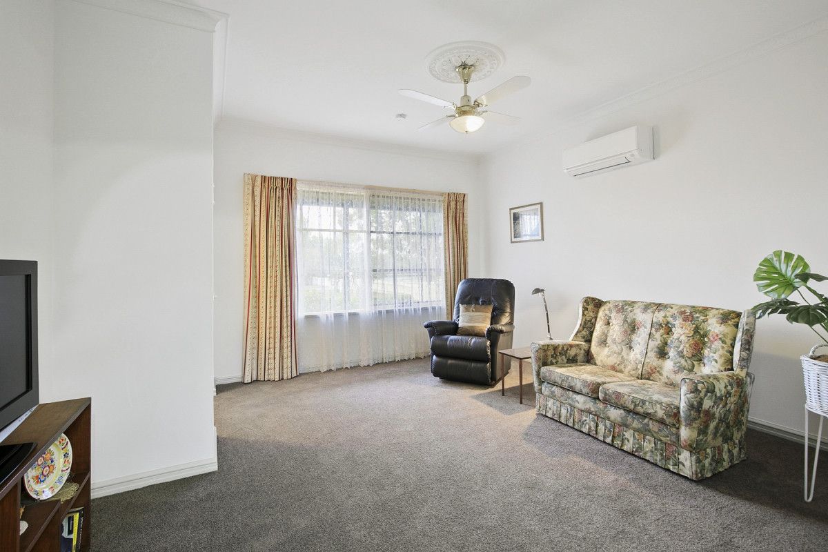 1/2-6 Hopkins Street, Winchelsea VIC 3241, Image 2