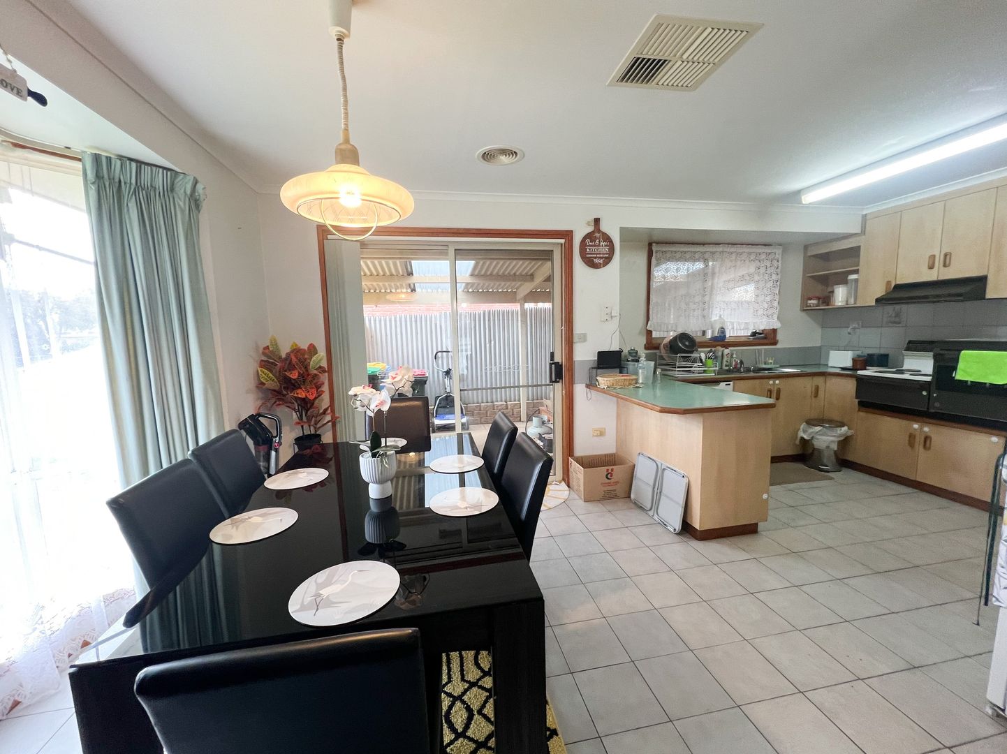 Unit 1/11 Denson Ct, Cobram VIC 3644, Image 2