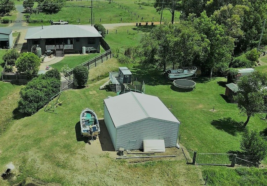 4 bedrooms House in 12 Hayden Street CROWS NEST QLD, 4355