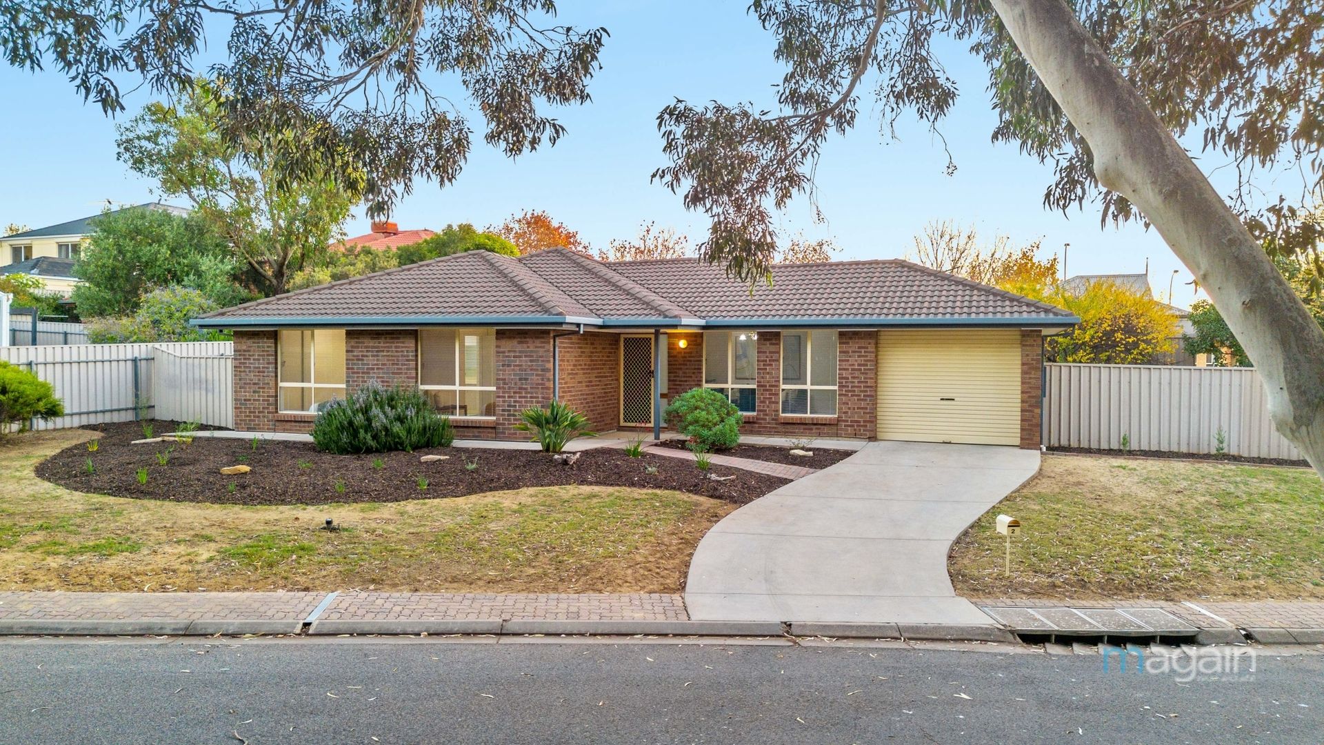 2 Glenview Grove, Seaford Rise SA 5169, Image 1