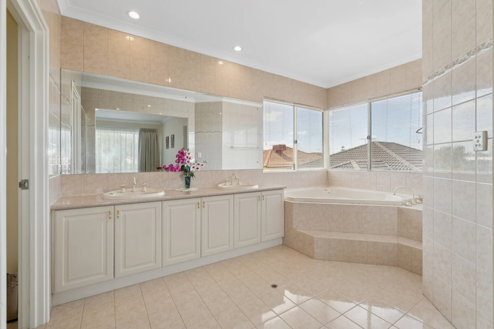 Additional image 10 of 53 Bramwell Road, Noranda WA 6062