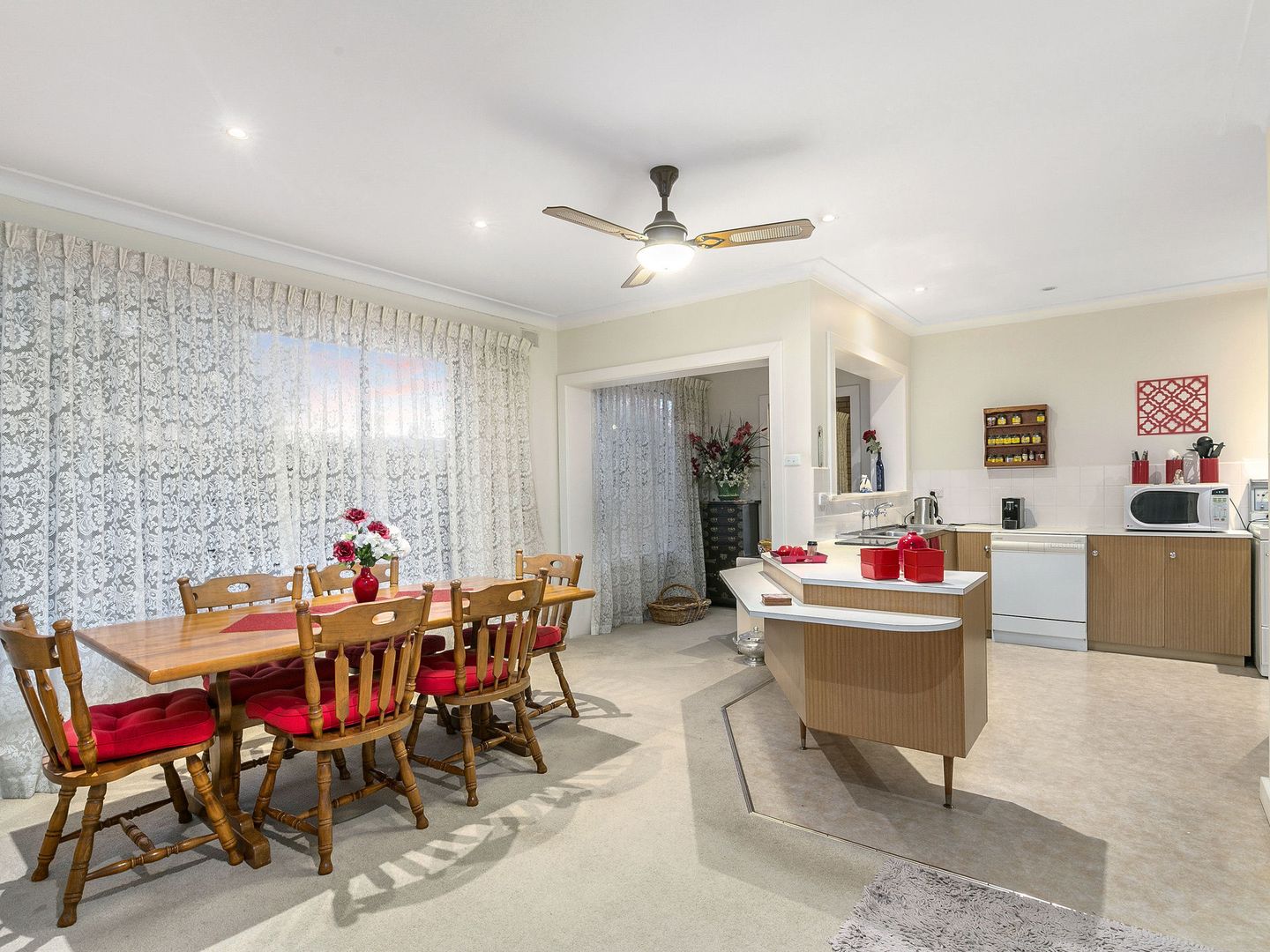 4 Bandon Terrace, Kingston Park SA 5049, Image 2