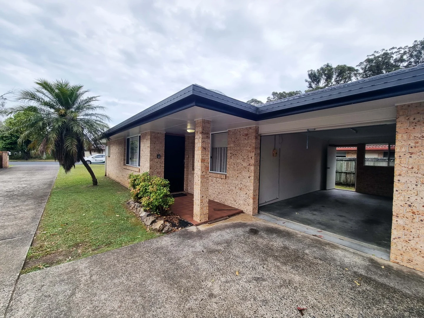 1/4 Sunbird Crescent, Boambee East NSW 2452