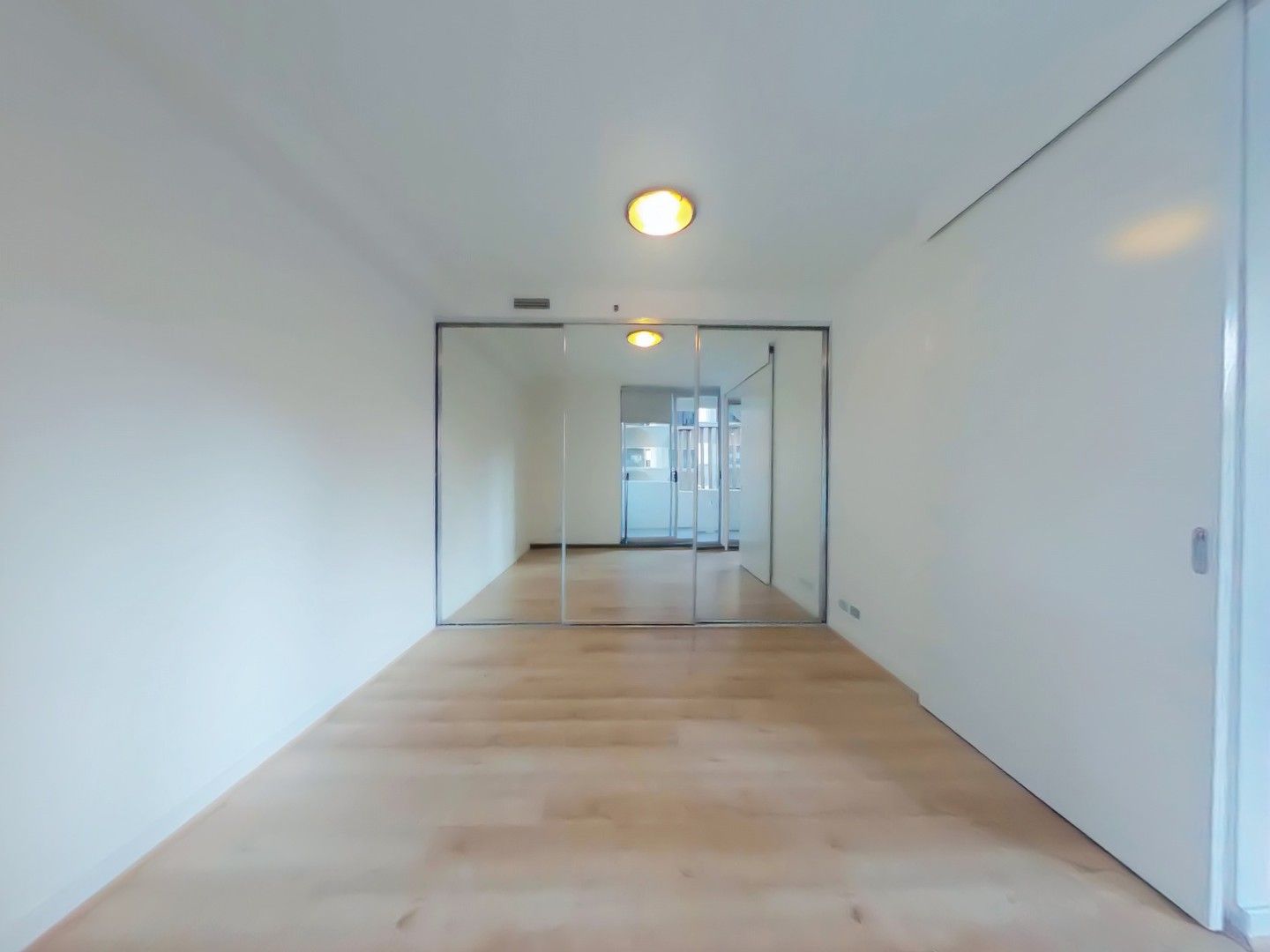 1 bedrooms Apartment / Unit / Flat in 137 Bathurst Street SYDNEY NSW, 2000