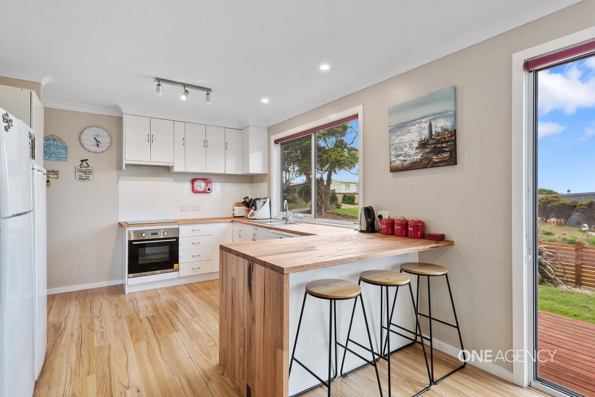 13 Honey Richea Road, Hellyer TAS 7321, Image 2