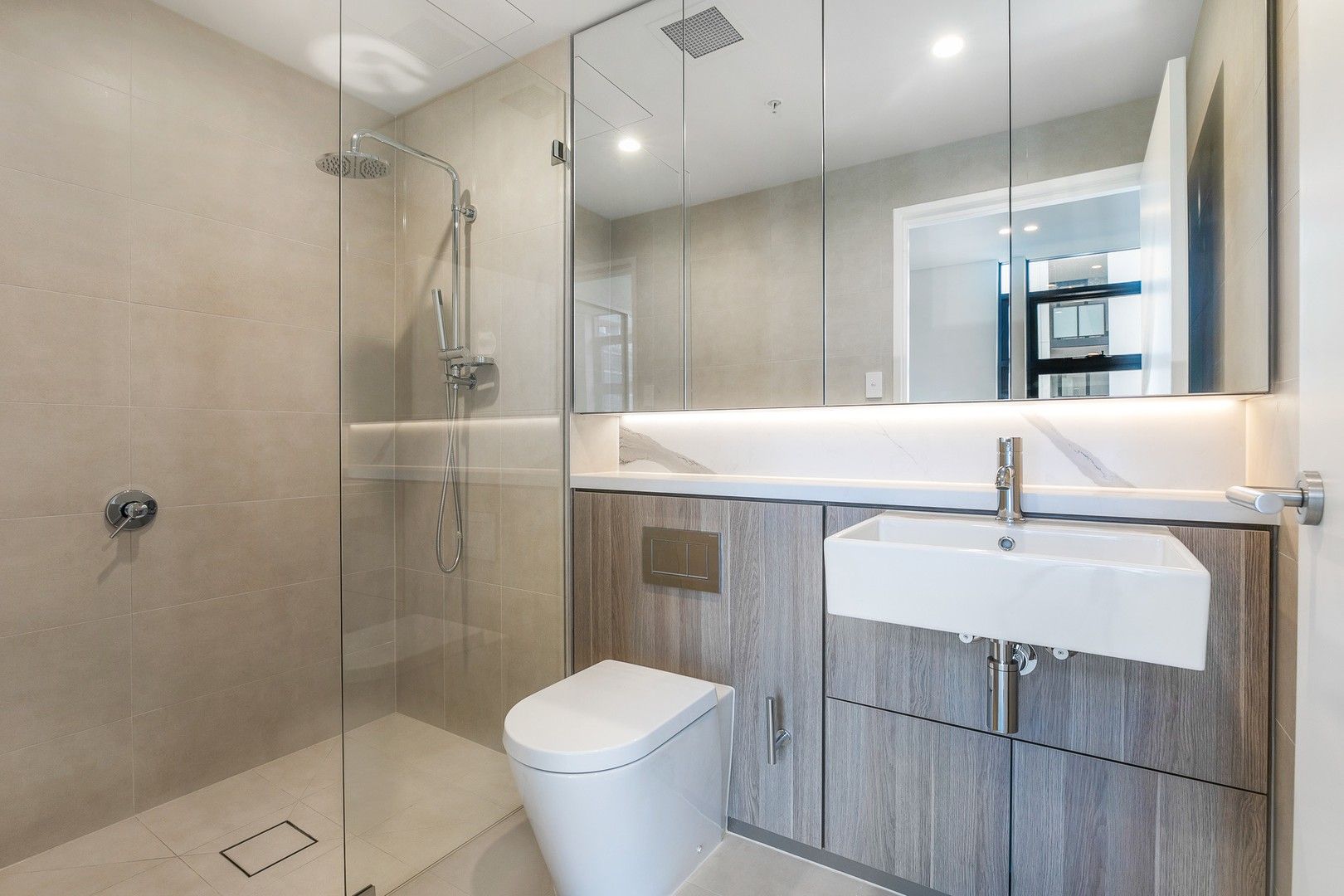 2 bedrooms Apartment / Unit / Flat in B407/7 Village Pl KIRRAWEE NSW, 2232