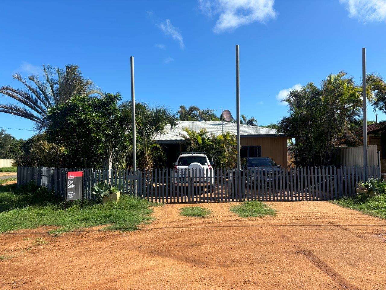 27 Angelo Street, South Carnarvon WA 6701, Image 0