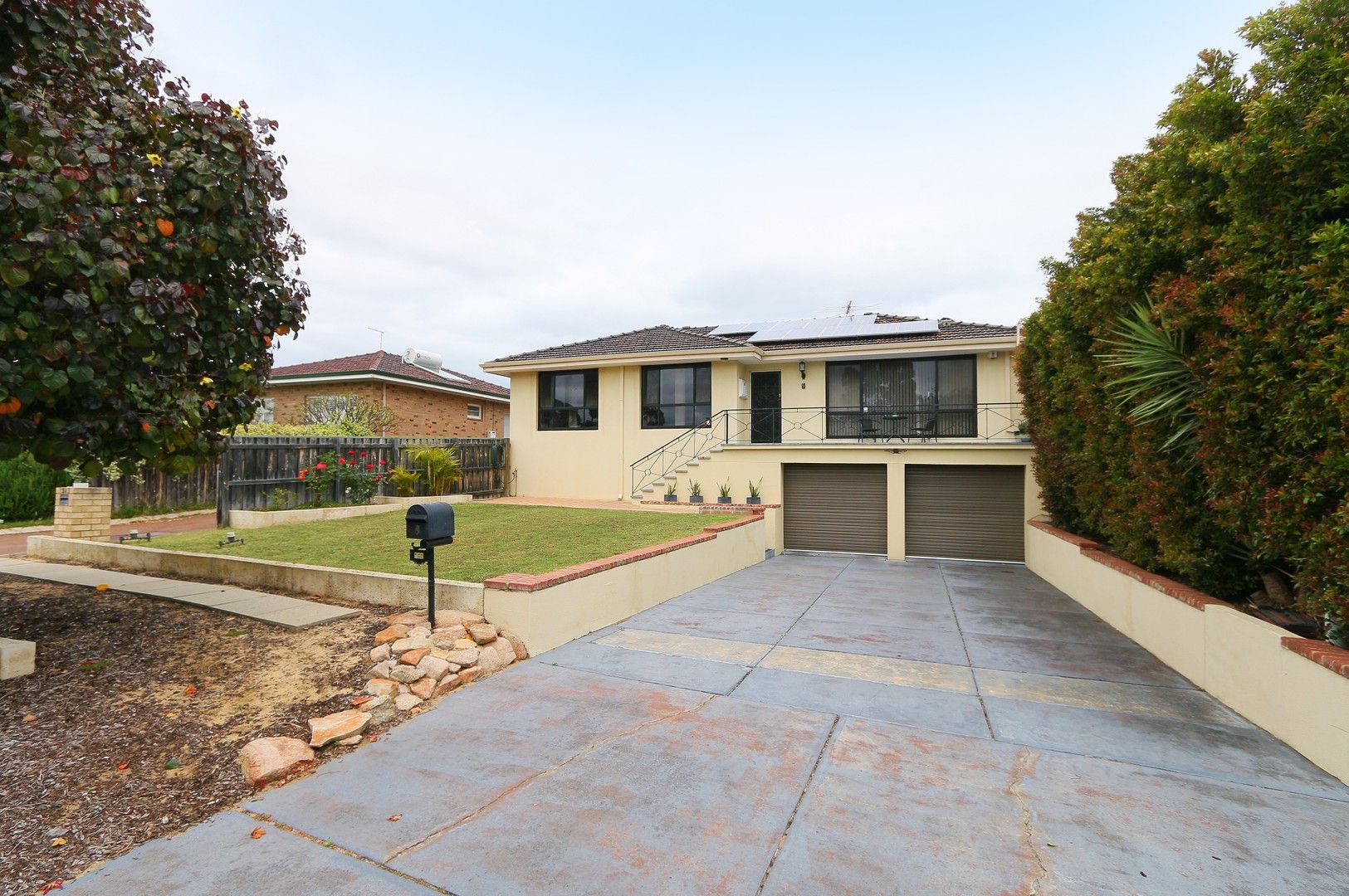 9 Hillier Crescent, Hamilton Hill WA 6163, Image 0