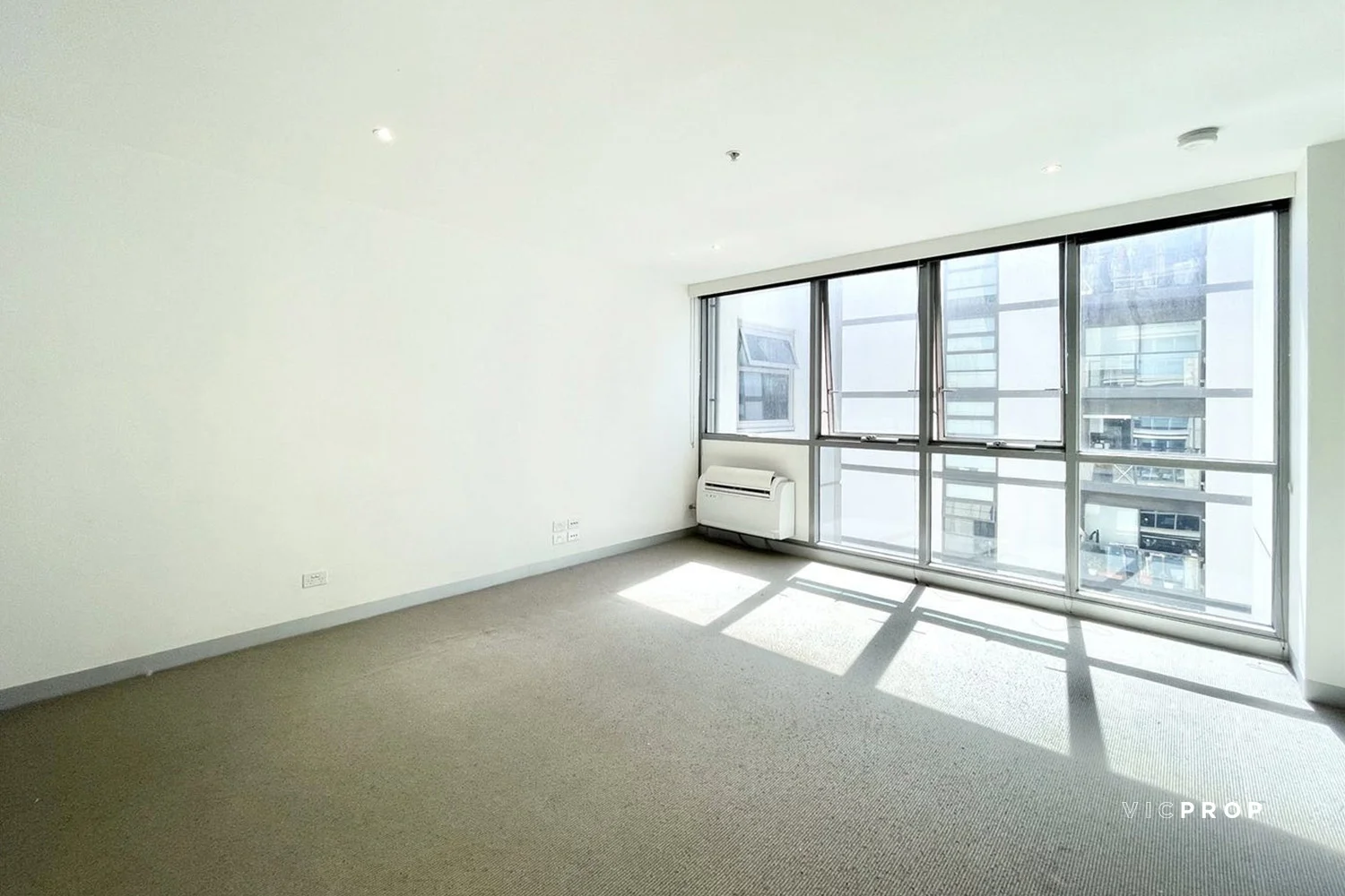 Additional image 2 of 1005/53 Batman Street, West Melbourne VIC 3003