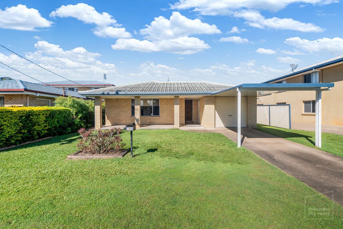 3 bedrooms House in 6 Theresa Street GOLDEN BEACH QLD, 4551