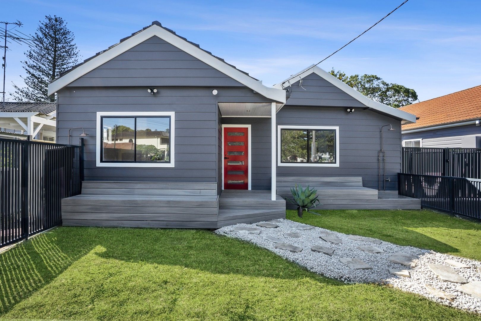 2 bedrooms House in 6a Ross Street NEWPORT NSW, 2106