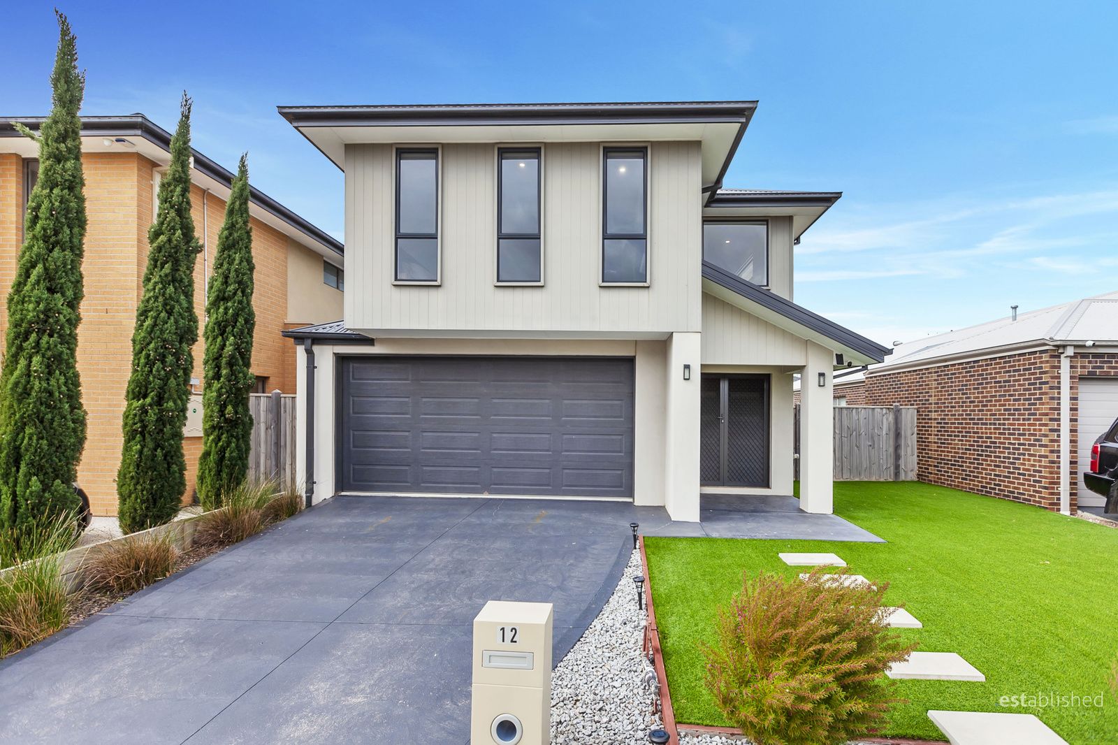 4 bedrooms House in 12 Bayrise Road POINT COOK VIC, 3030