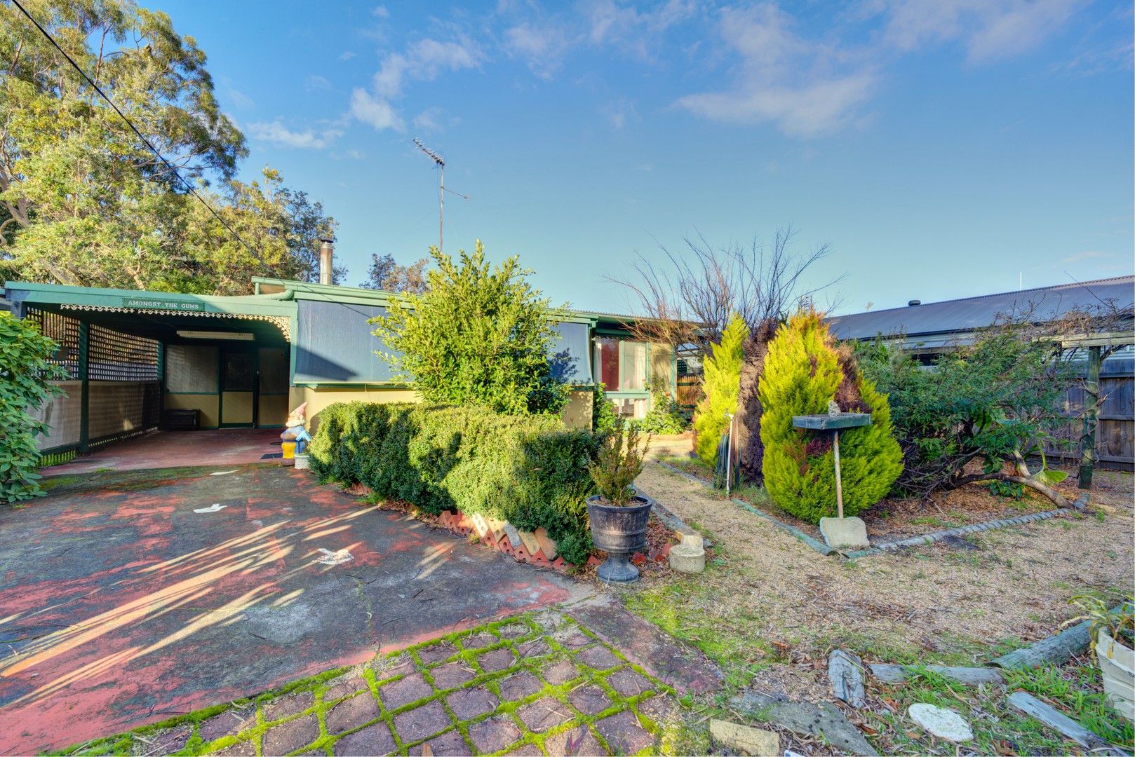 37 Tenth Ave, Raymond Island VIC 3880, Image 0