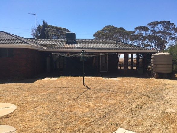 34 Repacholi Parade, Kondinin WA 6367, Image 2