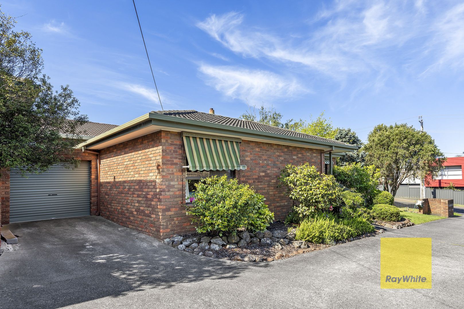 4/12 Thornhill Road, Highton VIC 3216, Image 2