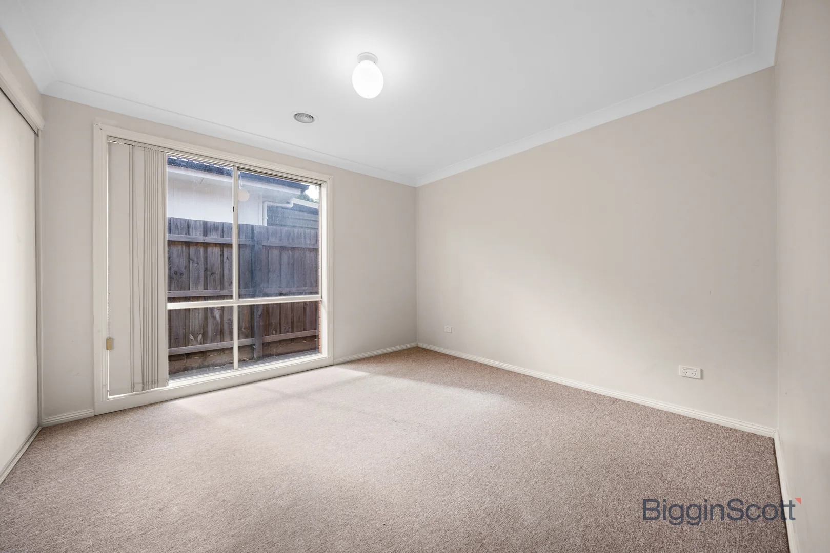 Additional image 5 of 2/122 Shaws Road, Werribee VIC 3030