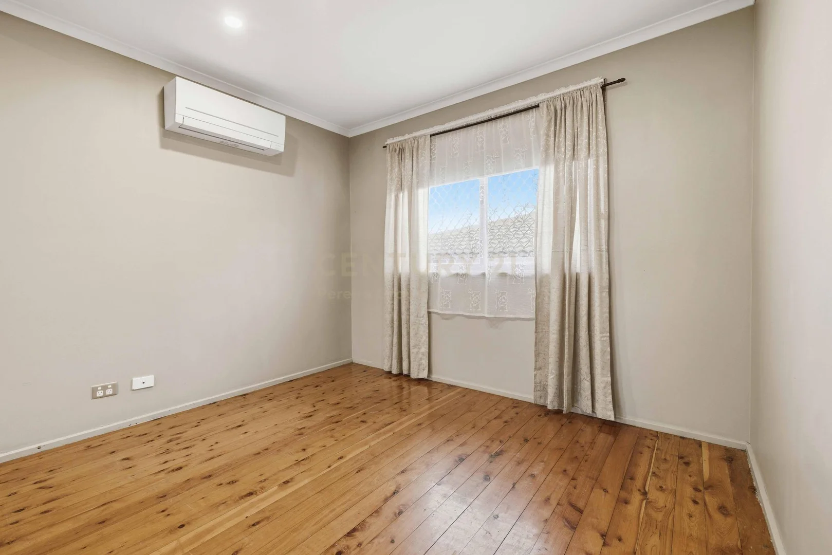 Additional image 9 of 3 Dunkeld Place, St Andrews NSW 2566