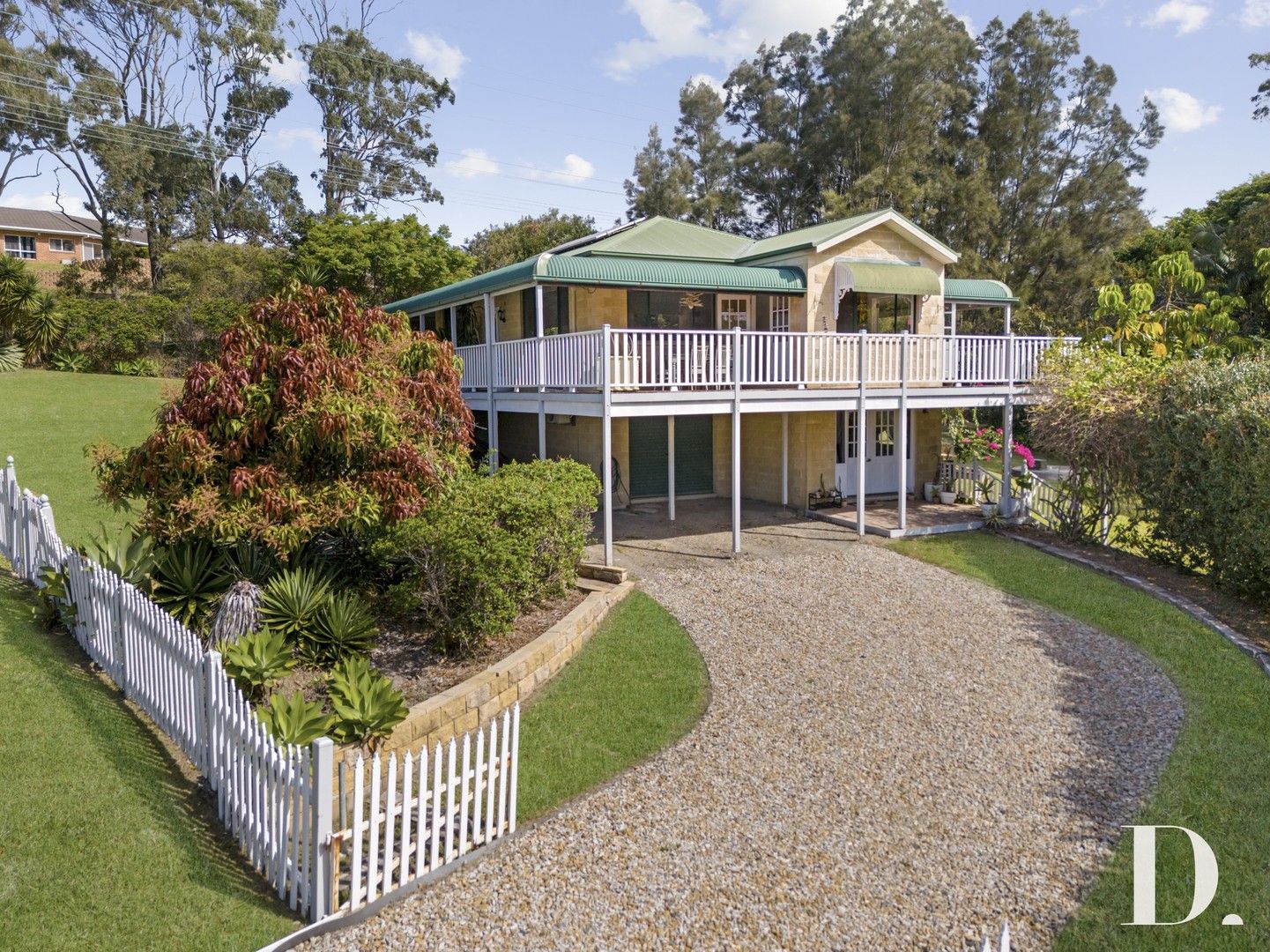 4 bedrooms House in 1 Anselmo Close EMERALD BEACH NSW, 2456
