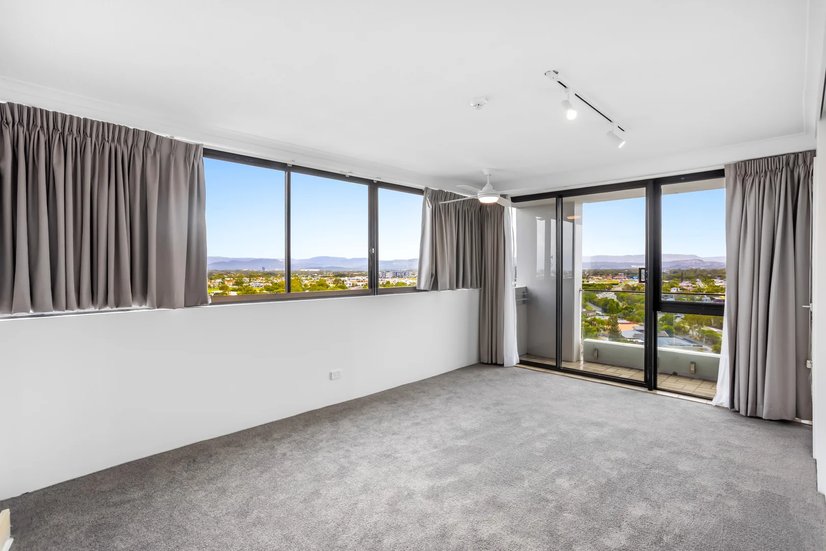 Additional image 7 of 53/54 Hooker Boulevard, Mermaid Waters QLD 4218