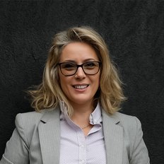 Anna Bassett, Sales representative