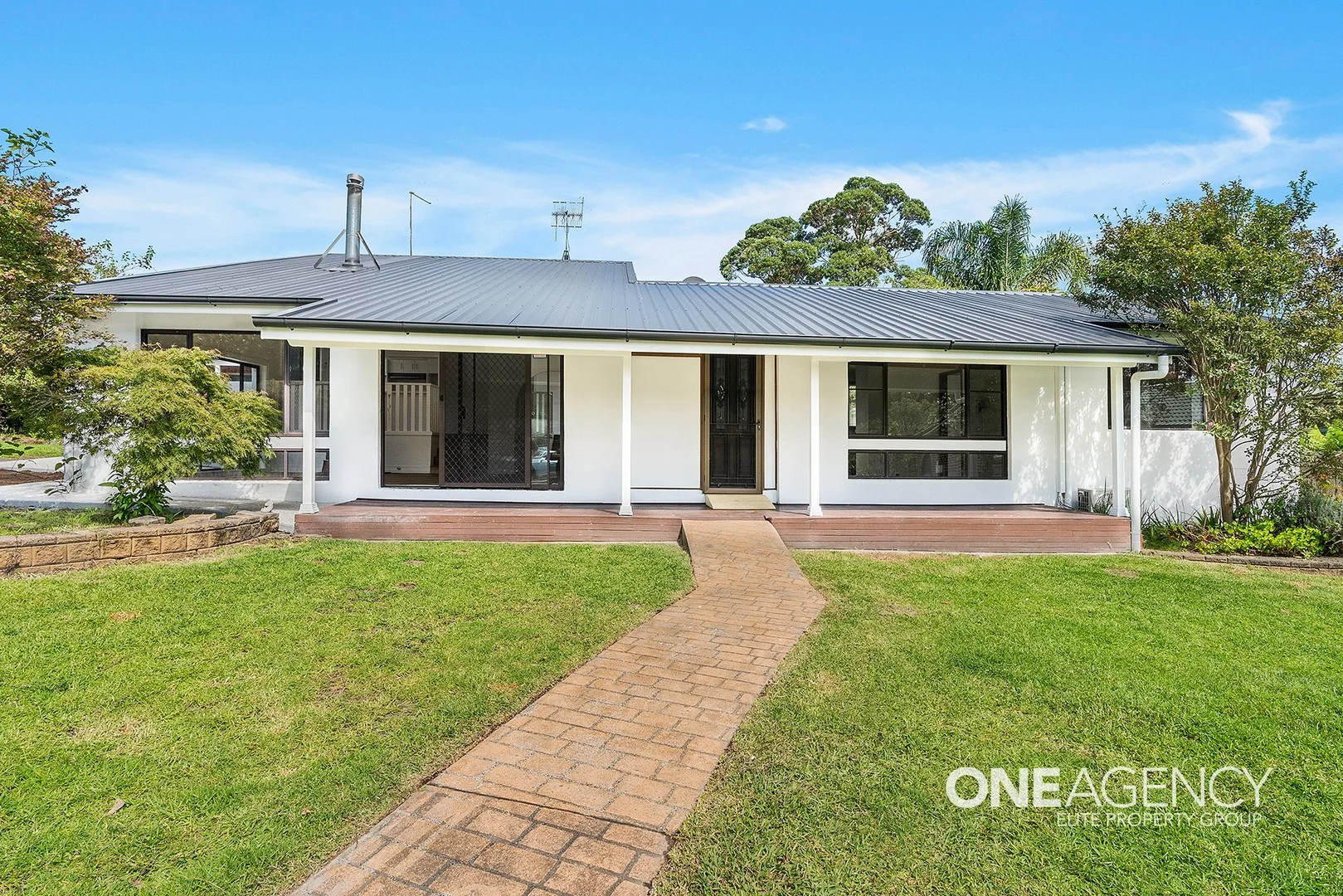 1 Tasman Road, St Georges Basin NSW 2540