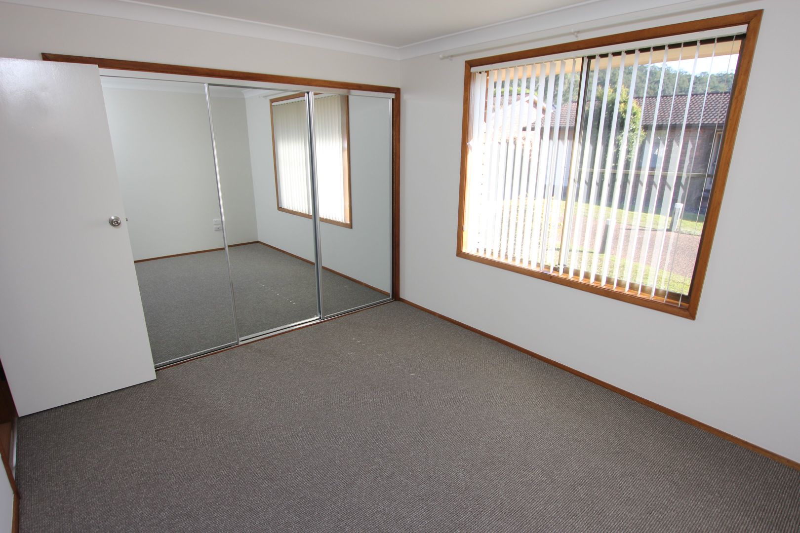 1/70 Koolang Road, Green Point NSW 2251, Image 2
