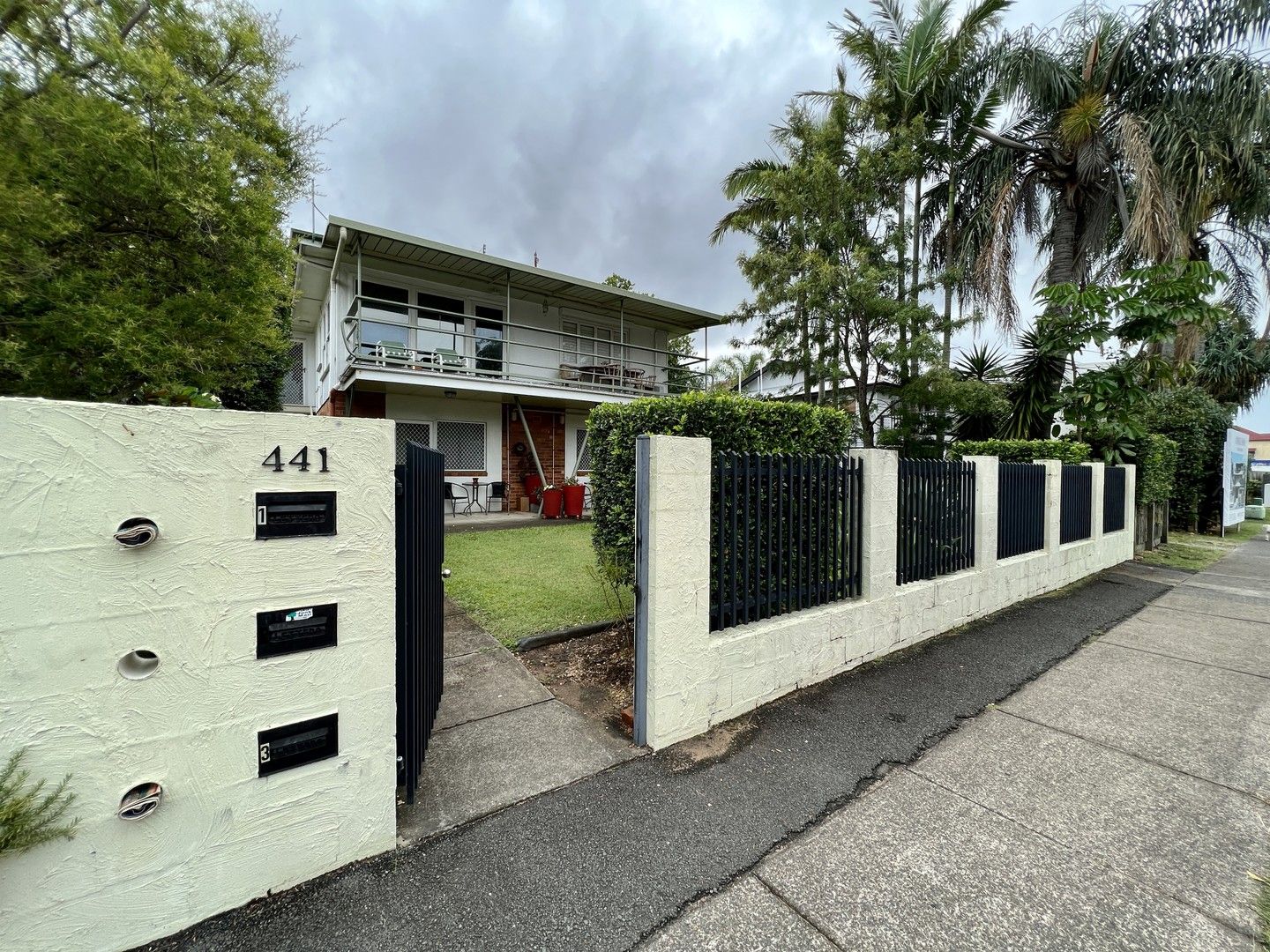 1 bedrooms Apartment / Unit / Flat in 3/441 Esplanade MANLY QLD, 4179