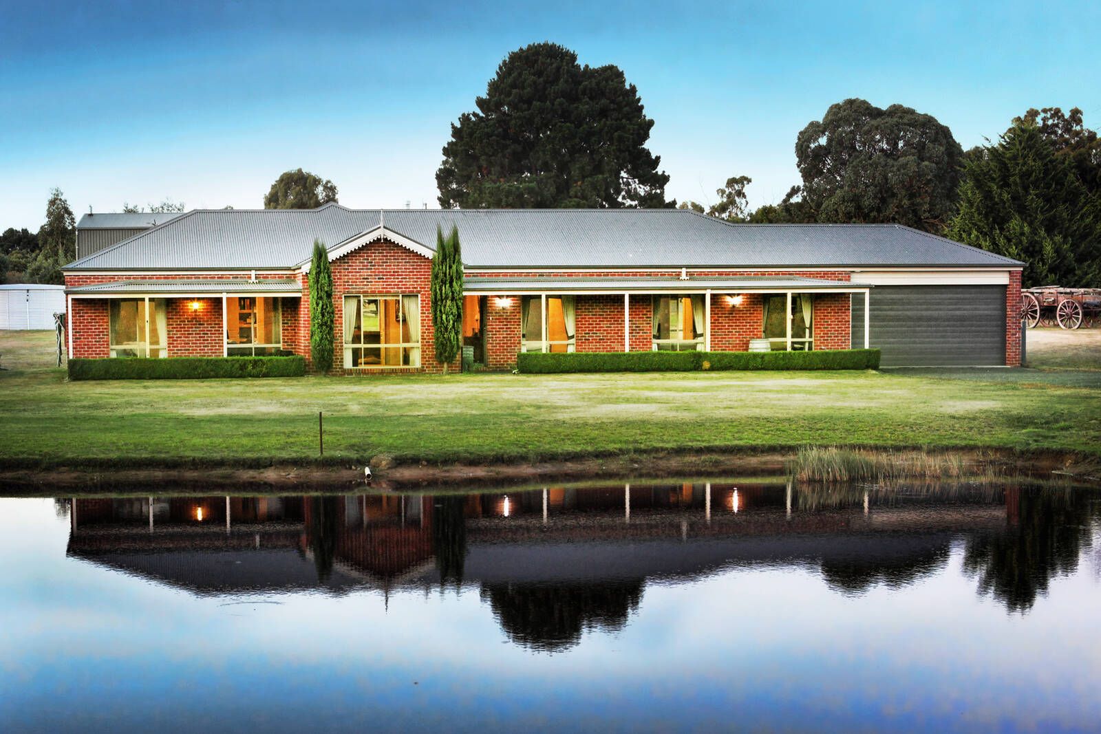 5 bedrooms House in 33 South Lane KYNETON VIC, 3444