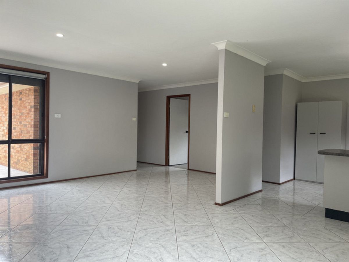 4 Zircon Place, Eagle Vale NSW 2558 House For Rent Domain