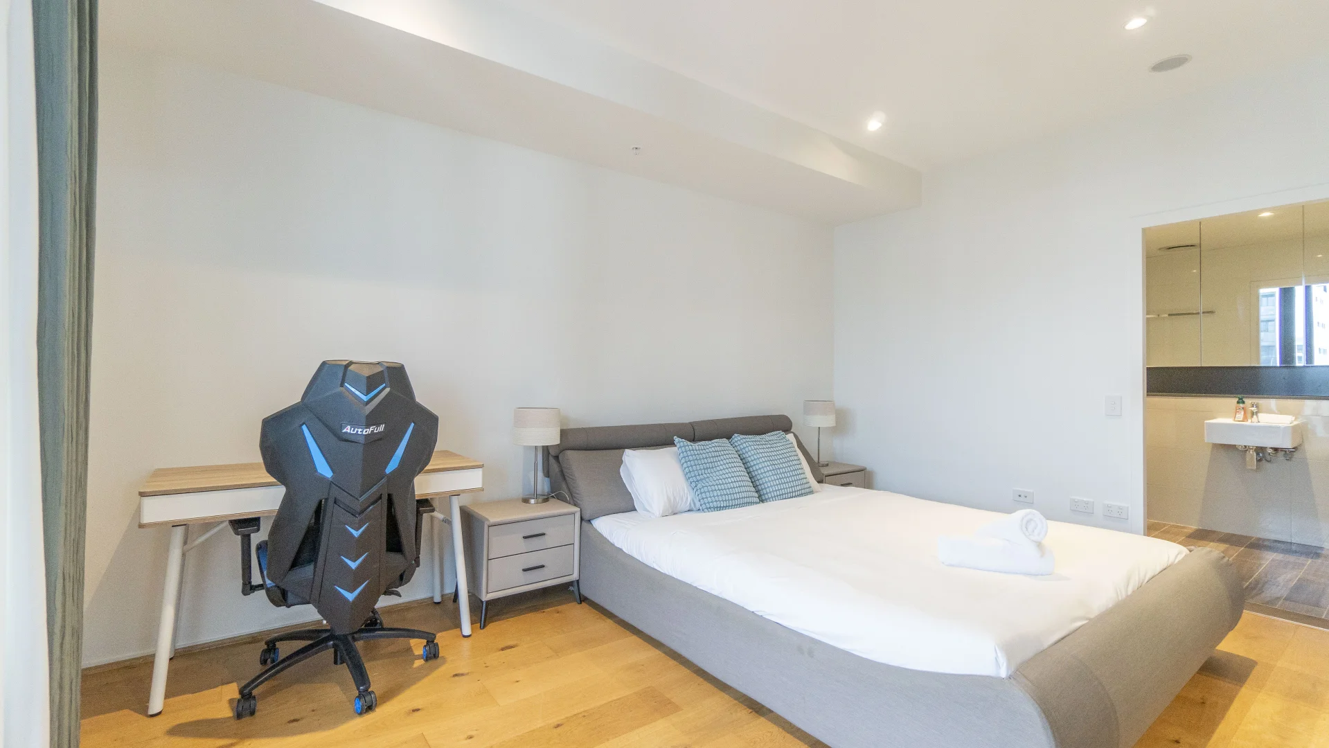 Additional image 6 of 1005/6 Galloway Street, Mascot NSW 2020