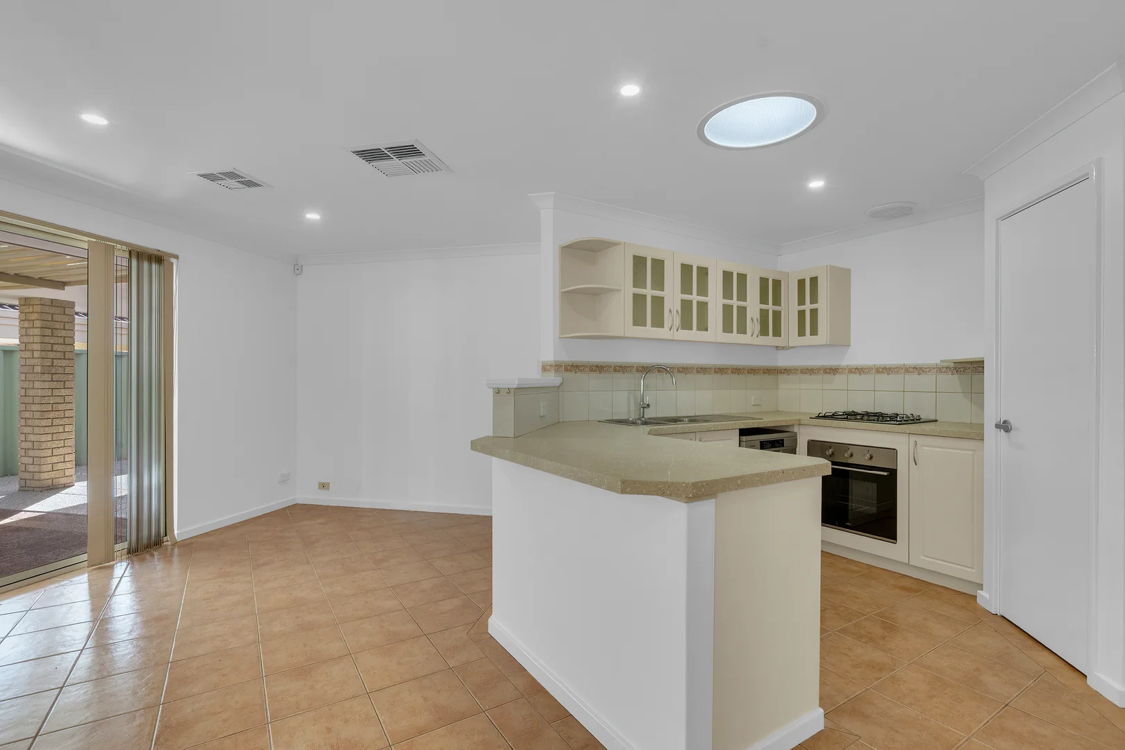 Additional image 7 of 5 Gunnel Way, Rockingham WA 6168