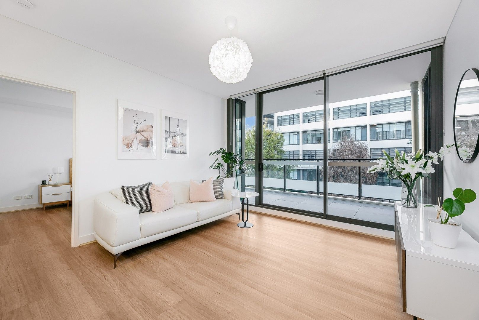 2 bedrooms Apartment / Unit / Flat in 406/14H Mentmore Avenue ROSEBERY NSW, 2018