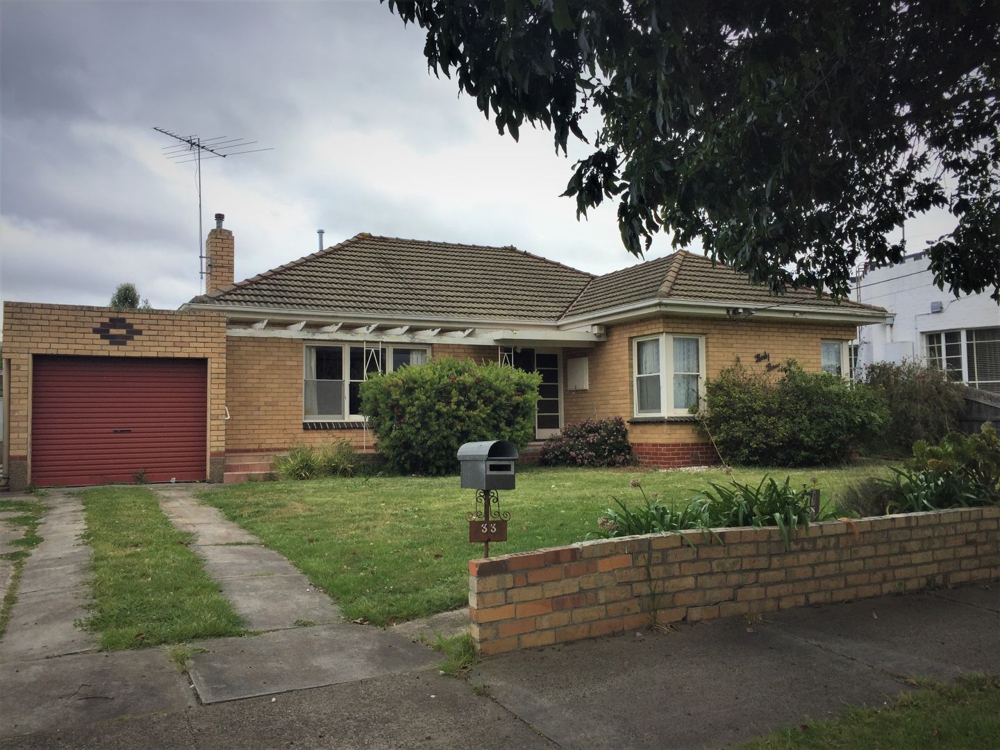 33 Toyne Avenue, Hamlyn Heights VIC 3215