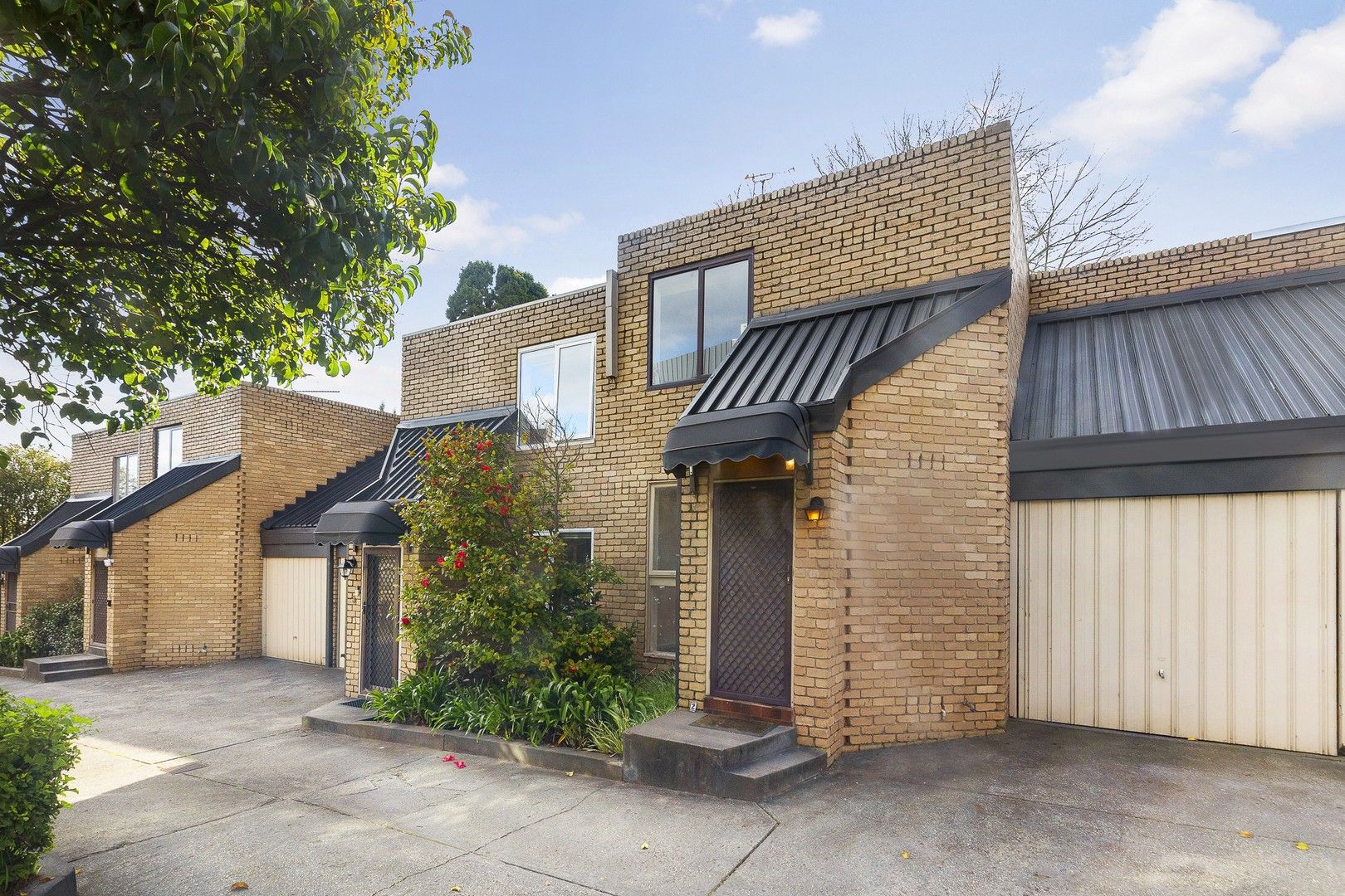 3 bedrooms Townhouse in 2/1049 Burke Road HAWTHORN EAST VIC, 3123