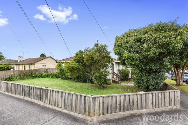 Picture of 30 Crevelli Street, RESERVOIR VIC 3073