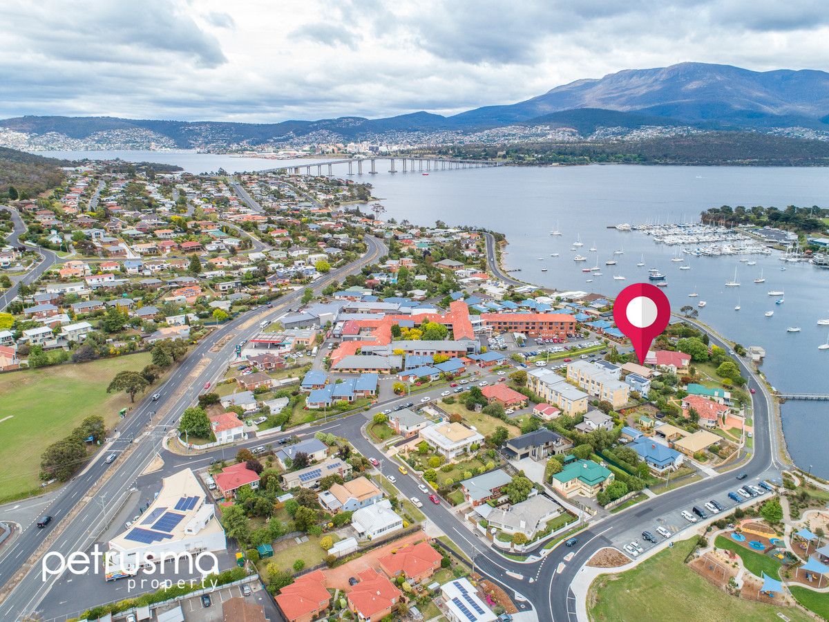 2/6 Ballawinnie Road, Lindisfarne TAS 7015, Image 2