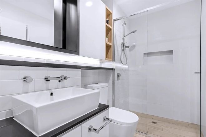 1609/4 Hubert Street Woolloongabba 4102 - Image 6