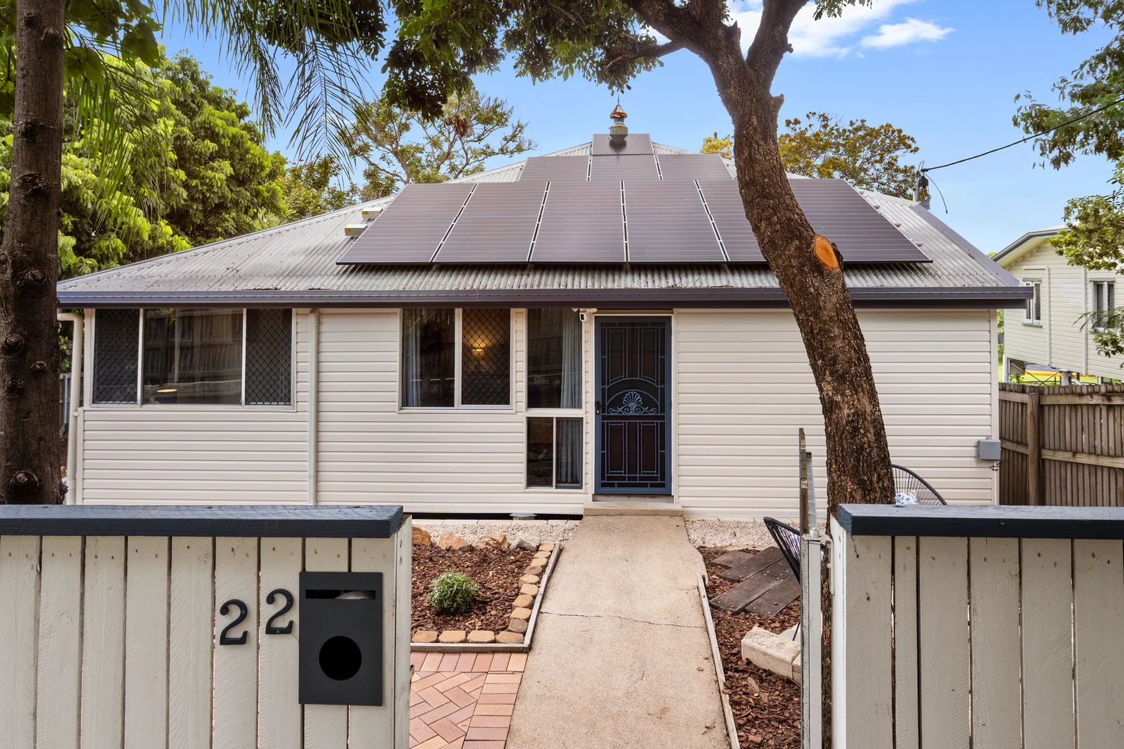 Additional image 9 of 22 Stagpole Street, West End QLD 4810