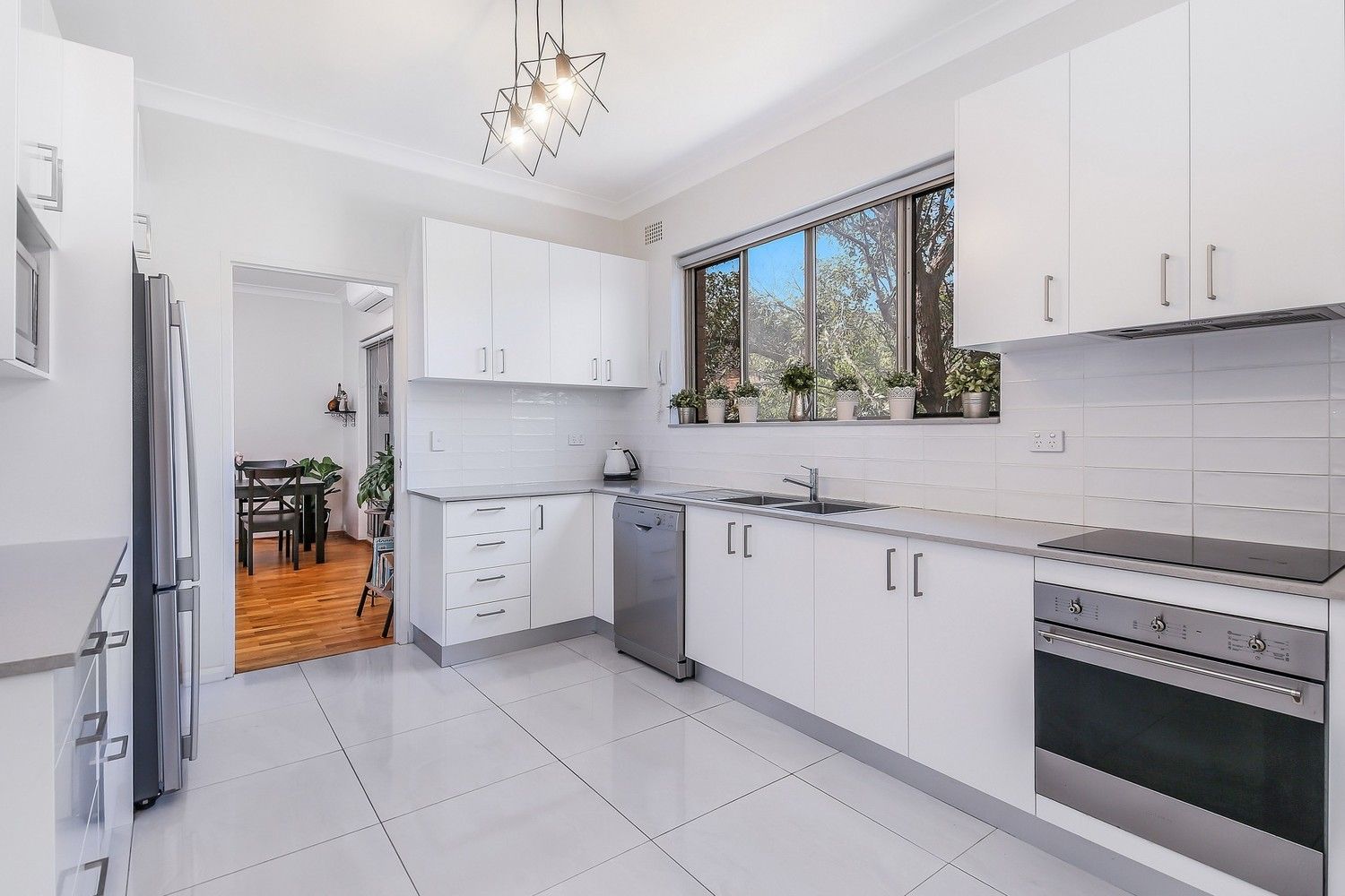 8/30 Lancelot Street, Allawah NSW 2218, Image 2