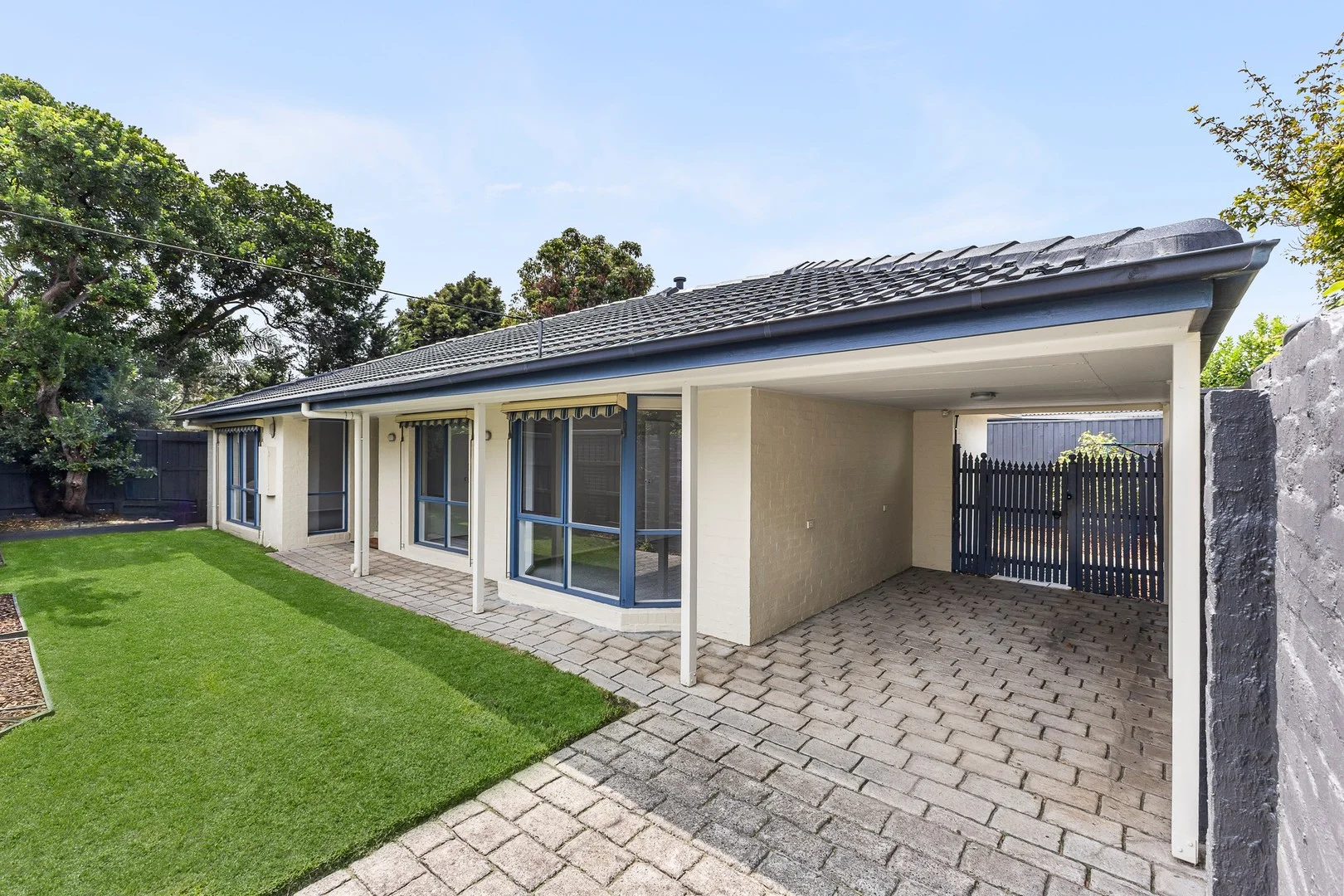 2/32 Barnett Street, Hampton VIC 3188