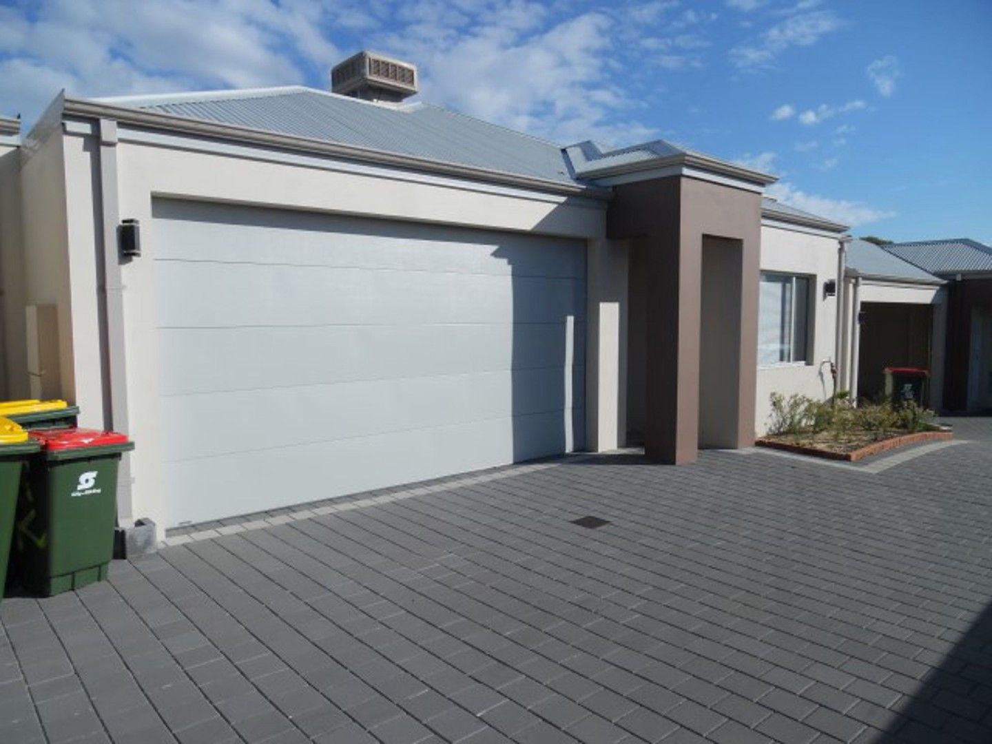 2/207 Ravenswood Drive, Westminster WA 6061 House For Rent Domain