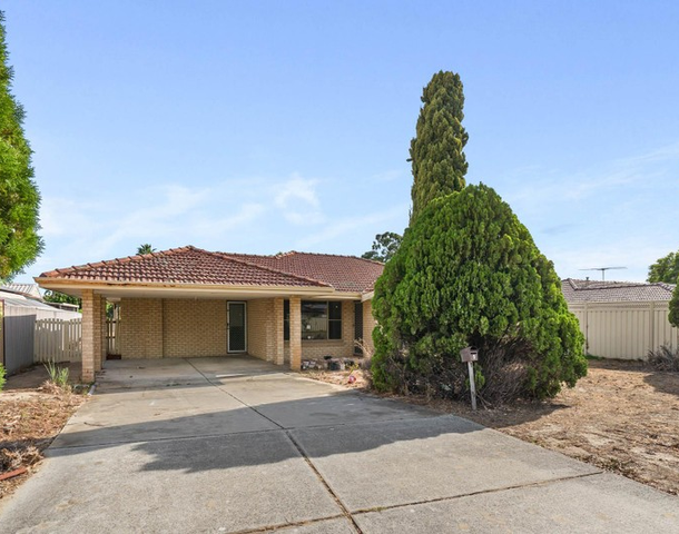 9 Mckivett Crescent, Leeming WA 6149