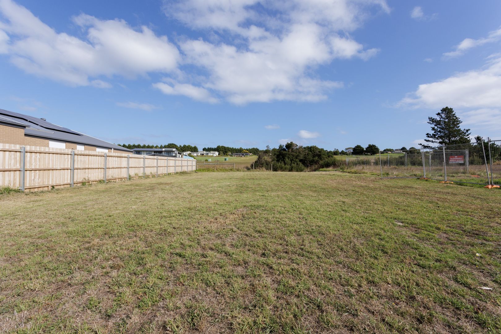 41 Elsa Terrace, San Remo VIC 3925, Image 2