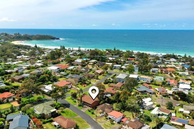 Picture of 3/9 Niblick Avenue, MOLLYMOOK BEACH NSW 2539