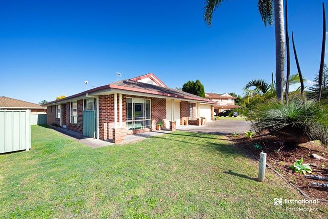 Picture of 1/10 Pebble Parade, FINGAL BAY NSW 2315