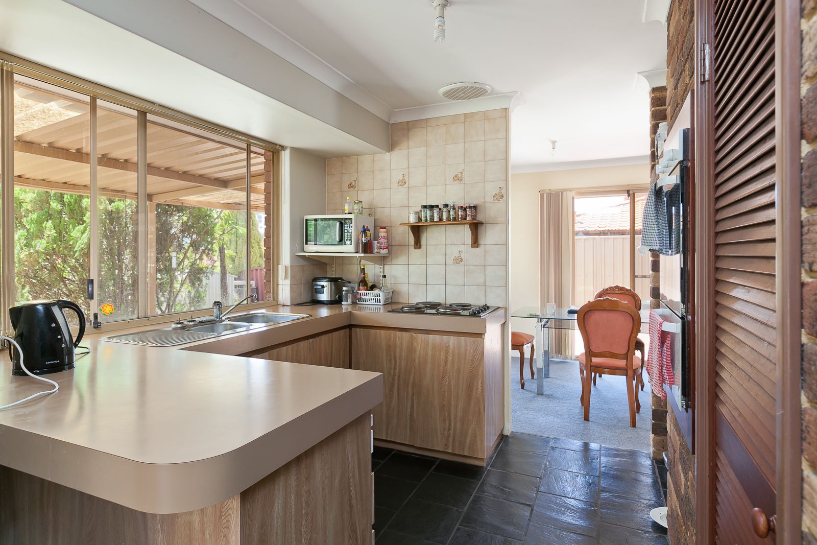 4 bedrooms House in 5 Chadwin Place PADBURY WA, 6025