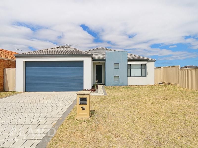 4 bedrooms House in 15 Karda Way BERTRAM WA, 6167