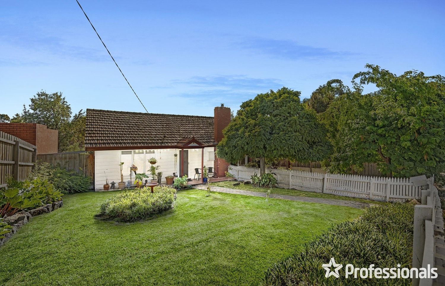 16 Mount View Parade, Mooroolbark VIC 3138, Image 0