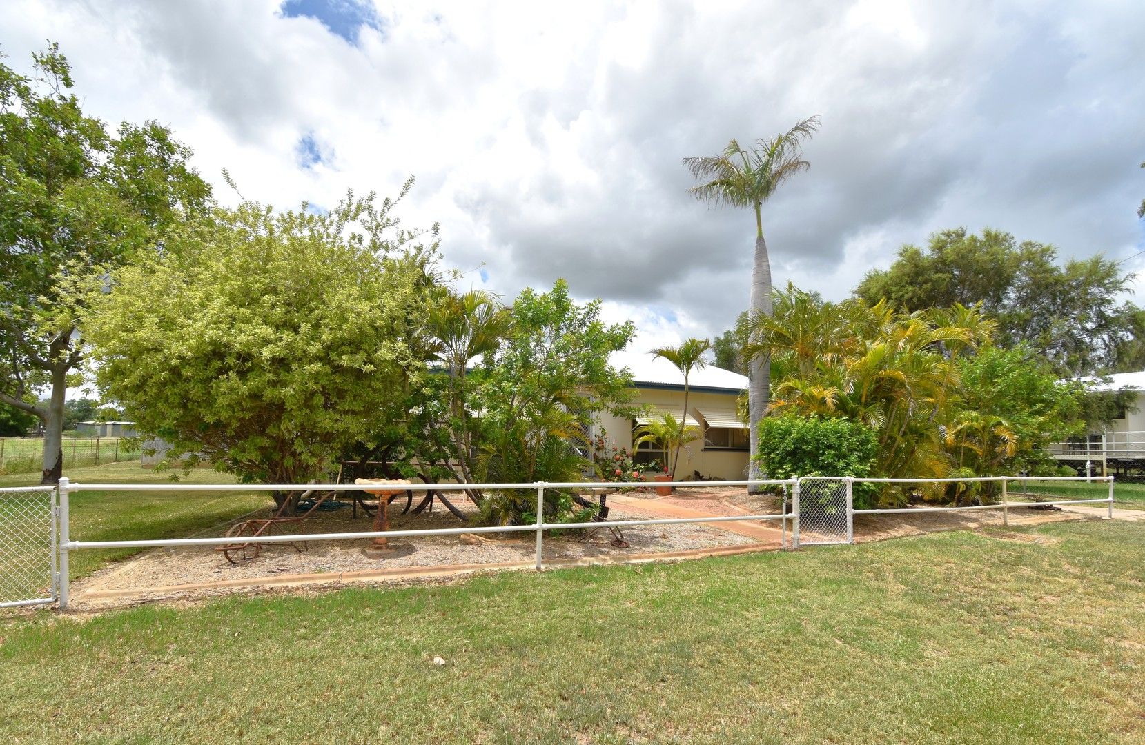 39 Burt Street, Aramac QLD 4726, Image 0